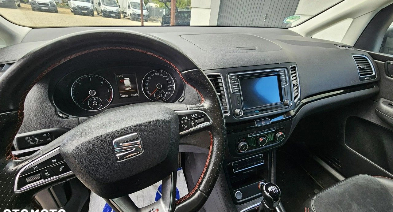 Seat Alhambra cena 79500 przebieg: 170000, rok produkcji 2018 z Bielawa małe 352